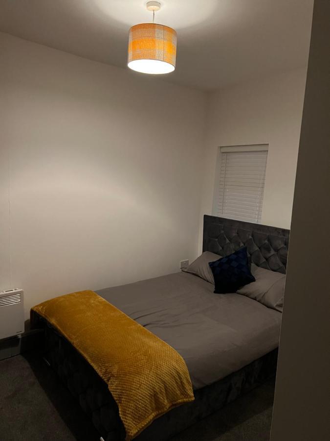 Ground Floor Two Bed Cairo Street Daire Warrington  Dış mekan fotoğraf